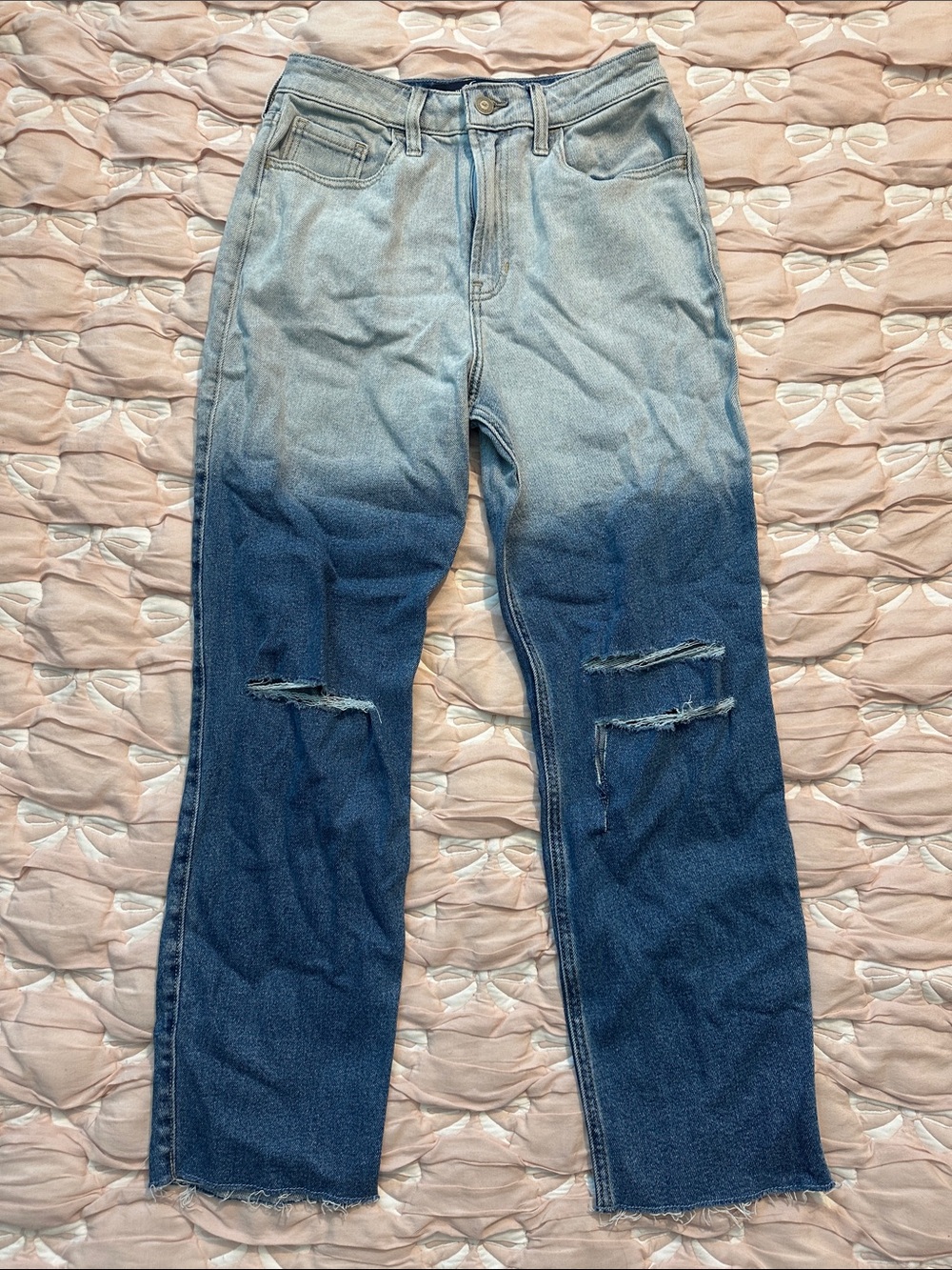 Hollister Two-Tone Light-to-Dark Blue Straight Jeans with Knee Rips